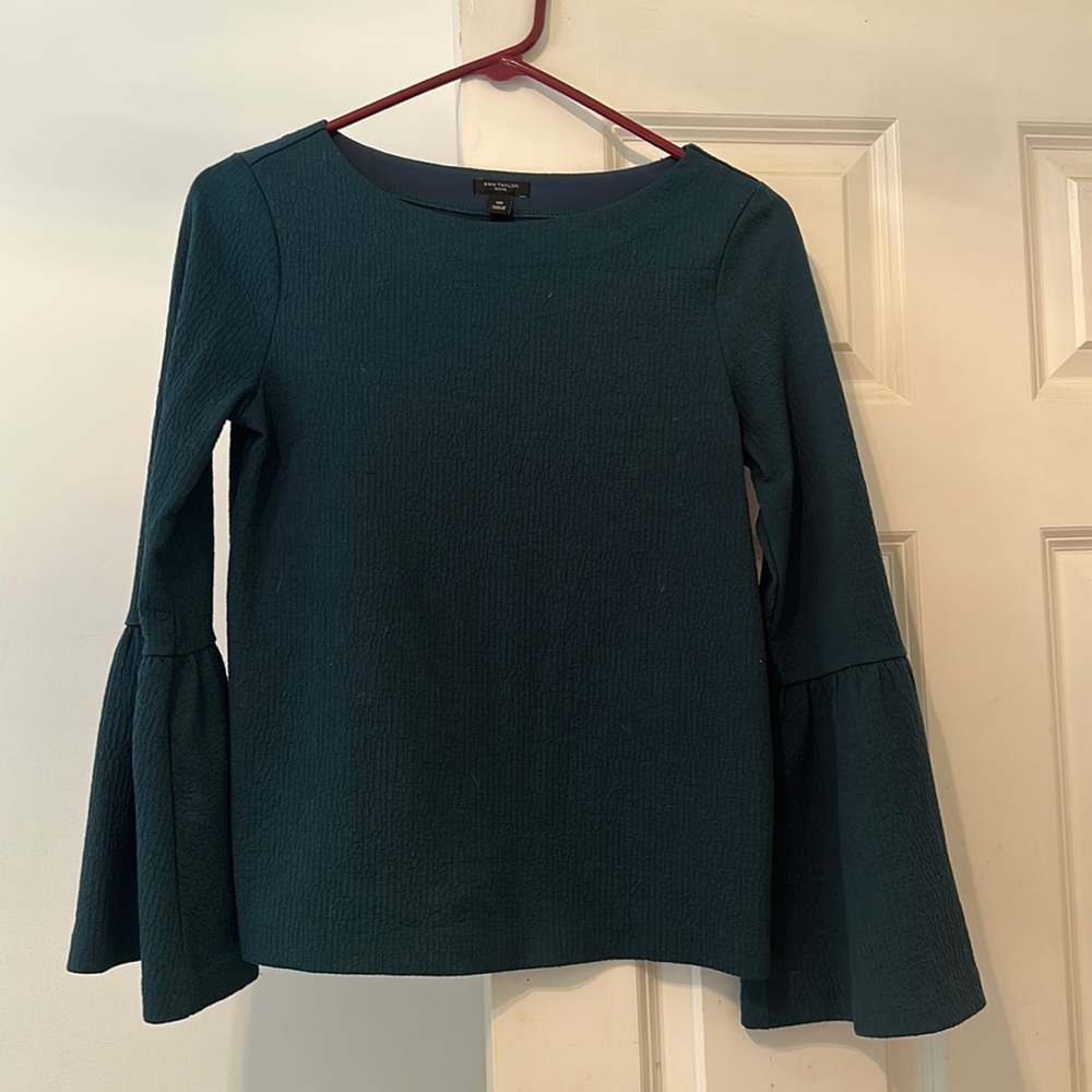 Ann Taylor bell sleeve top